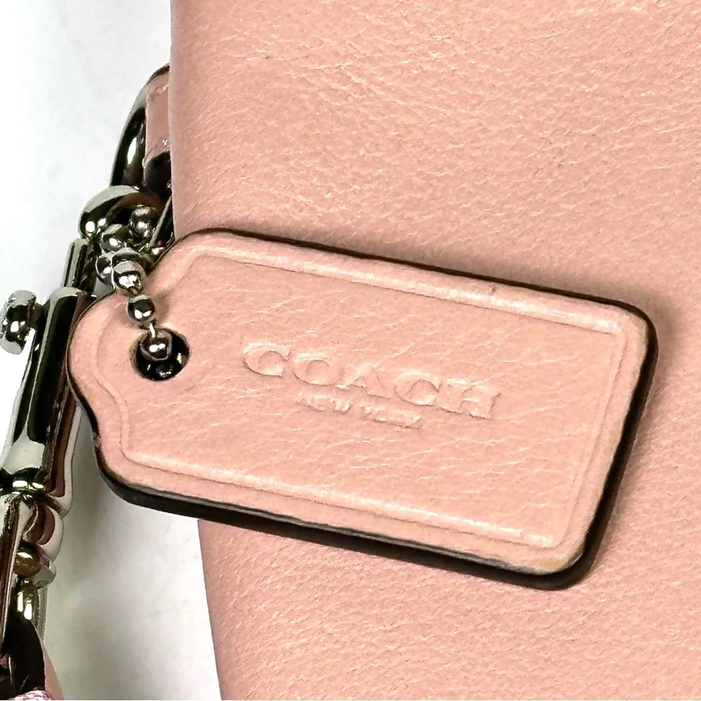 Coach Double Corner Zip Leather  Wristlet In Pink
